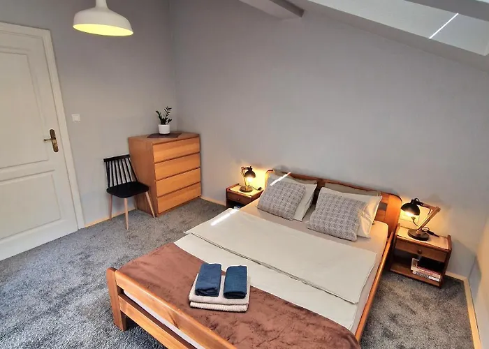Zulu Apartments Old Town